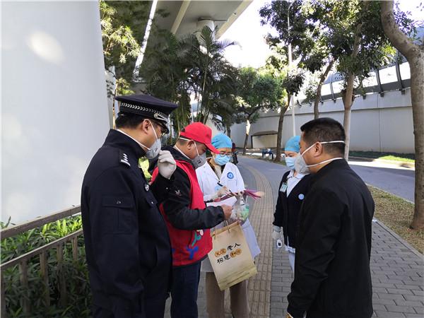 暖心故事丨“疫情不退，我们不退” 走近社区网格员的抗疫故事